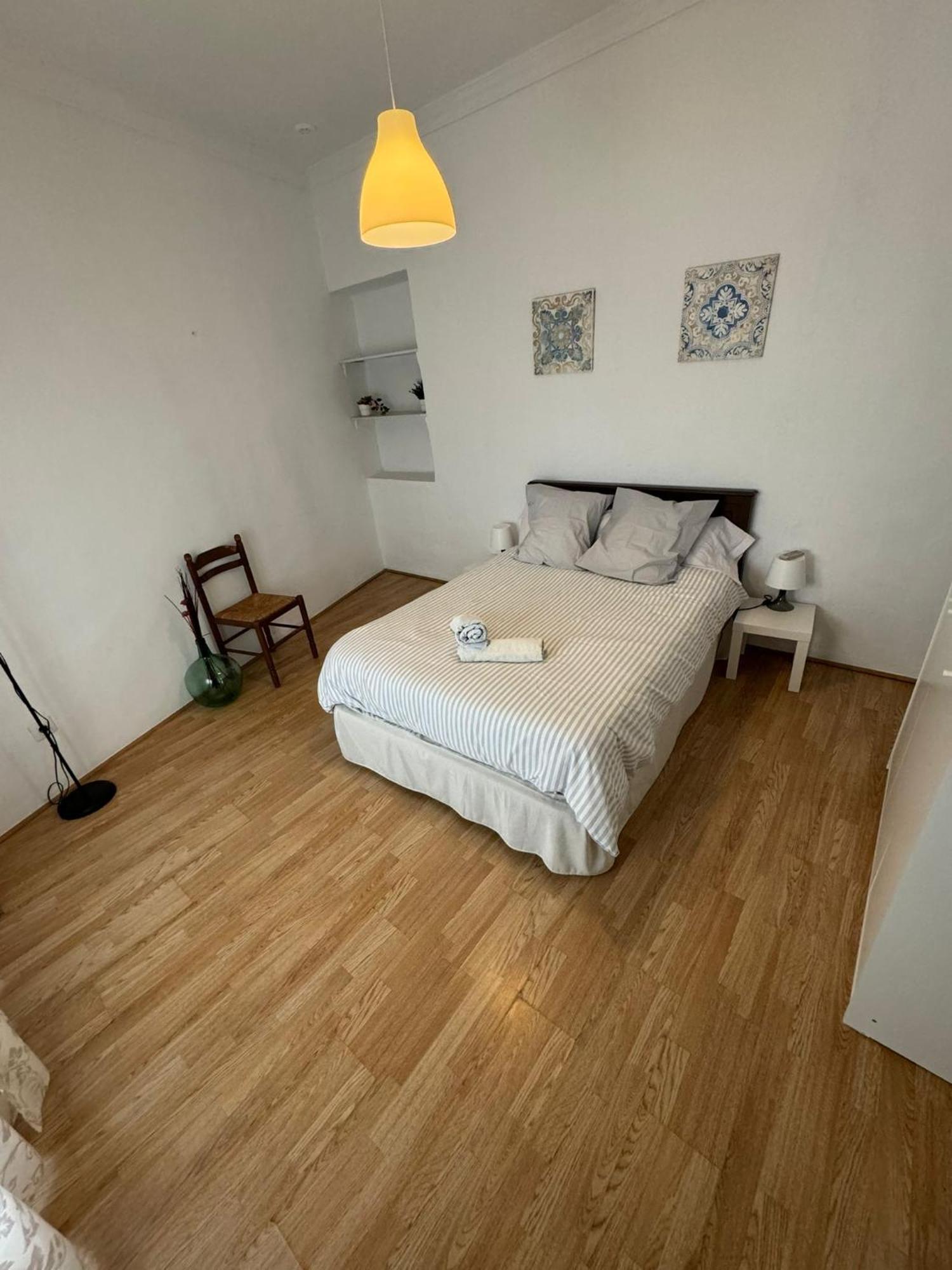 Apartamentos Porvera Jerez เฮเรซ เด ลาฟรอนเตรา ภายนอก รูปภาพ