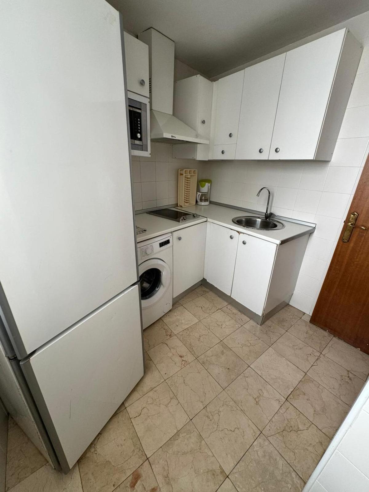 Apartamentos Porvera Jerez เฮเรซ เด ลาฟรอนเตรา ภายนอก รูปภาพ