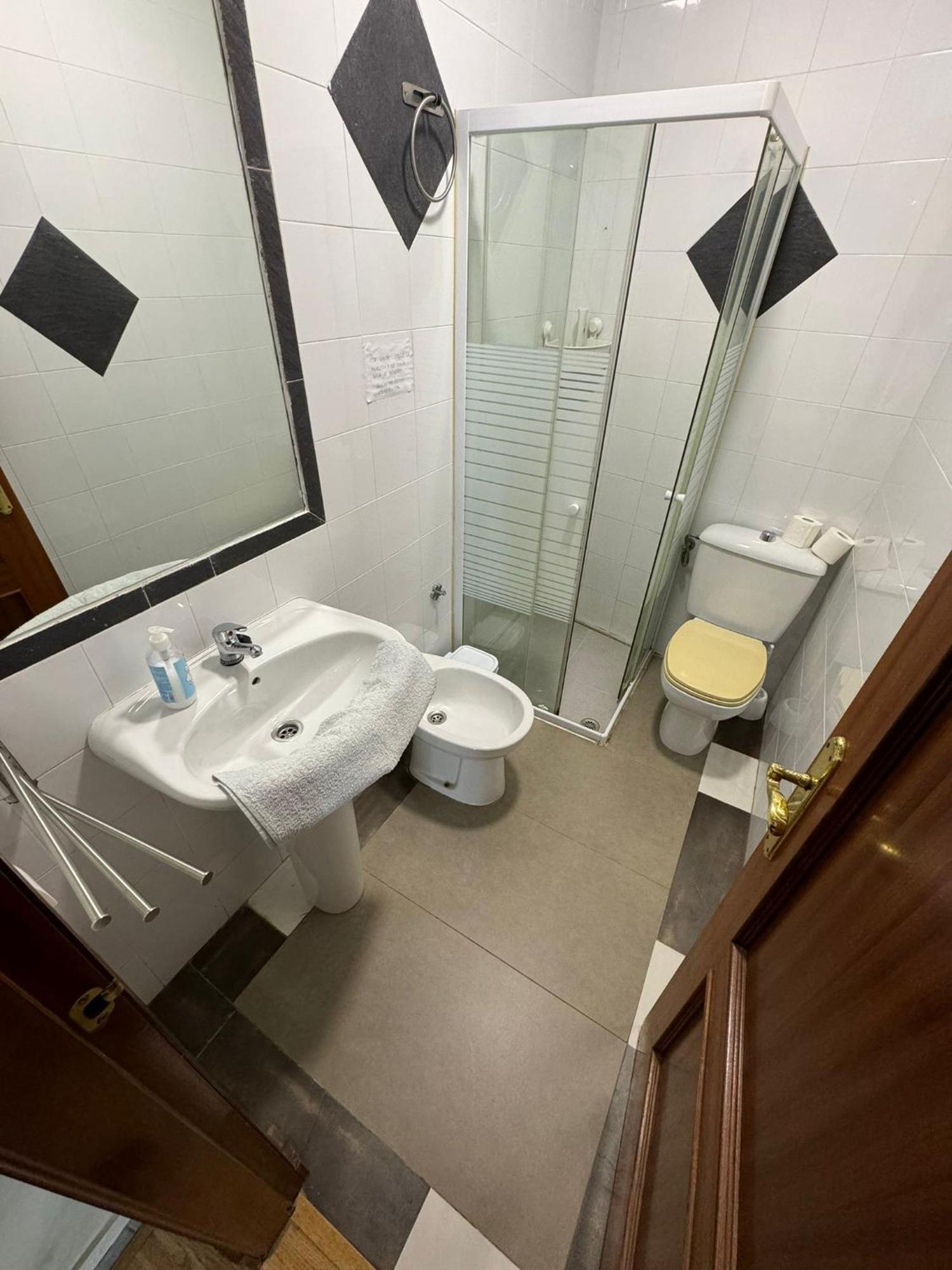 Apartamentos Porvera Jerez เฮเรซ เด ลาฟรอนเตรา ภายนอก รูปภาพ