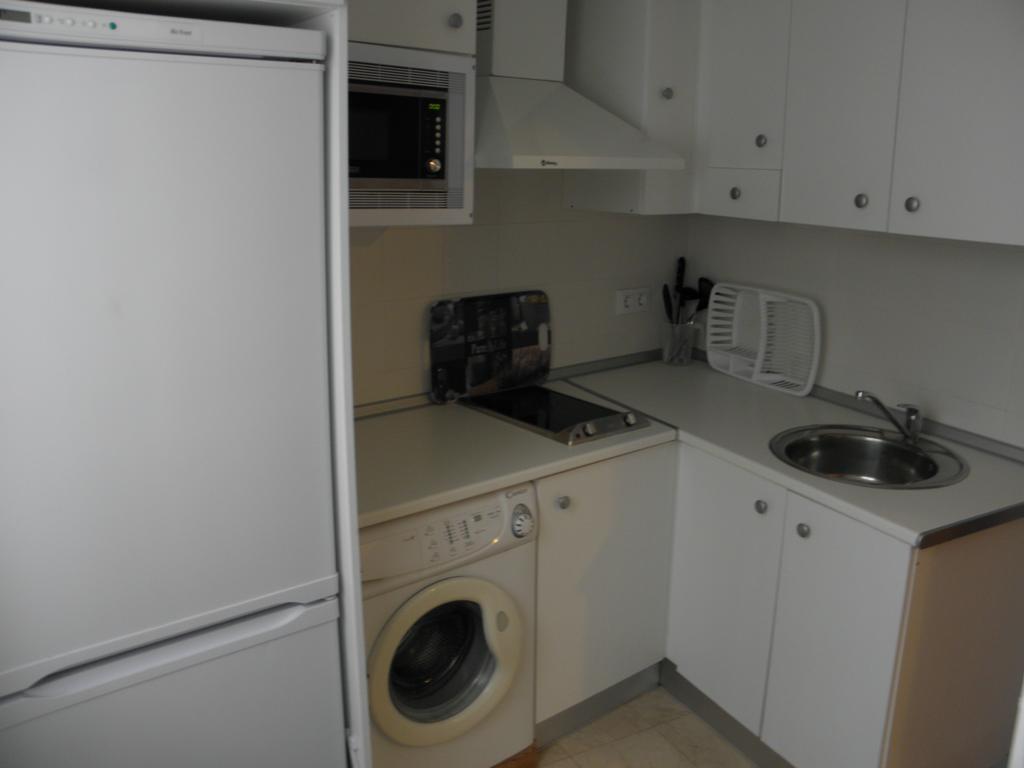 Apartamentos Porvera Jerez เฮเรซ เด ลาฟรอนเตรา ภายนอก รูปภาพ