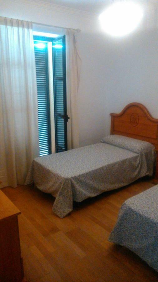 Apartamentos Porvera Jerez เฮเรซ เด ลาฟรอนเตรา ภายนอก รูปภาพ